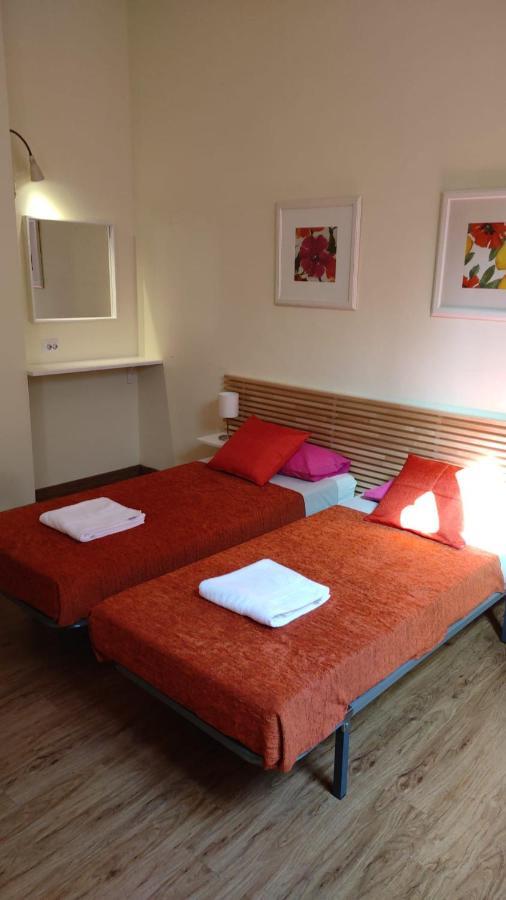 Barcelona Central Garden Hostal Eksteriør bilde