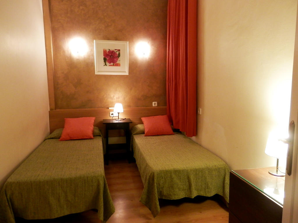 Barcelona Central Garden Hostal Rom bilde