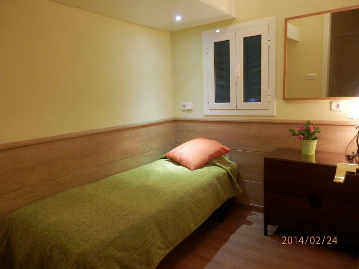 Barcelona Central Garden Hostal Eksteriør bilde